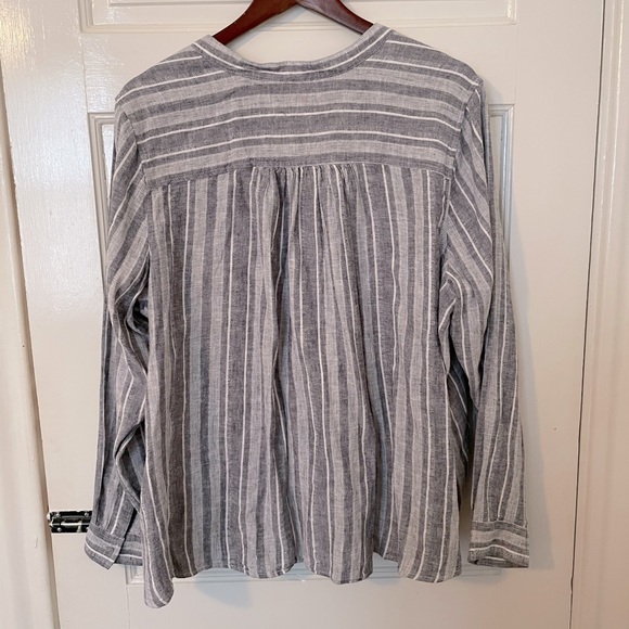 Womens Falls Creek Front Tie Stripped Button Up - Picture 3 of 8